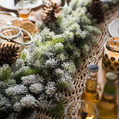 Guirlande de cèdre pour décoration de Noël