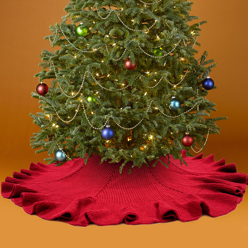 Elegant Red Christmas Tree Skirt